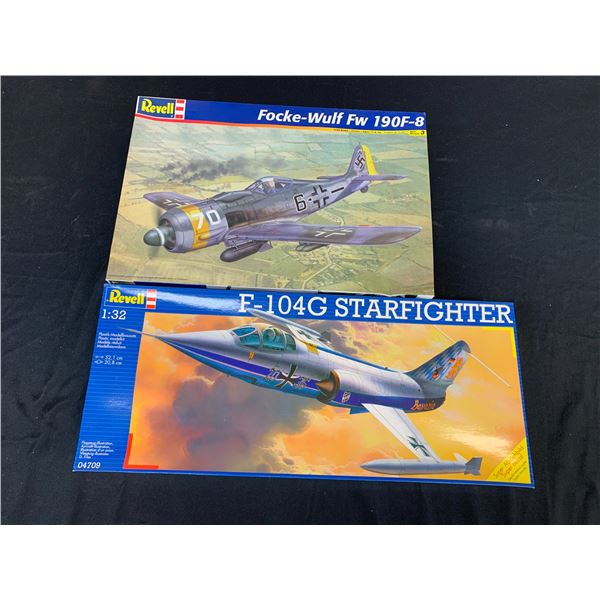 Lot of 2 Revell 1/32 Scale Model Kits #04709 and #85-5517