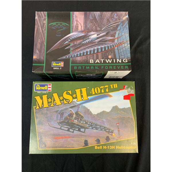 Revell Batwing 1/32 Scale #6721 and MASH 4077th #4334