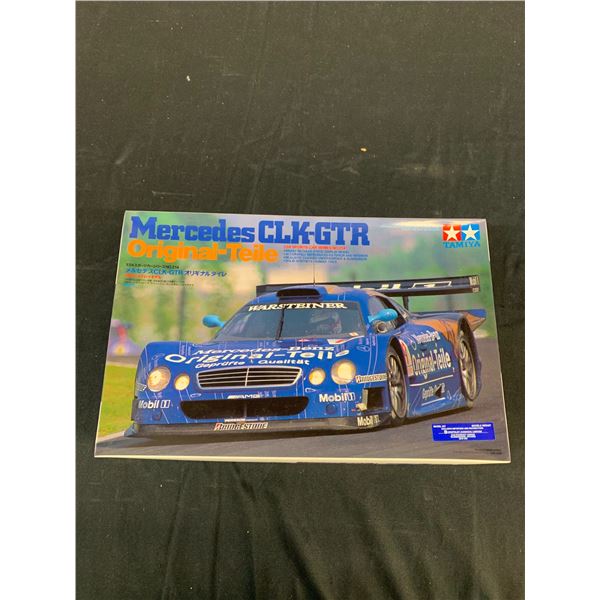 Tamiya 1/24 Scale Model Kit #24212
