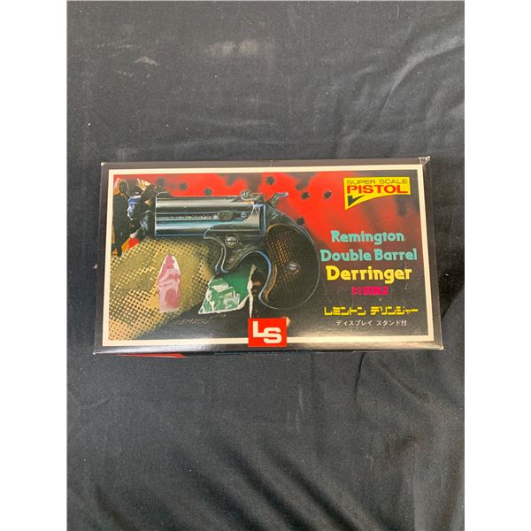 Super Scale Pistol Remington Double Barrel Derringer 1/1 Scale Plastic Model Kit