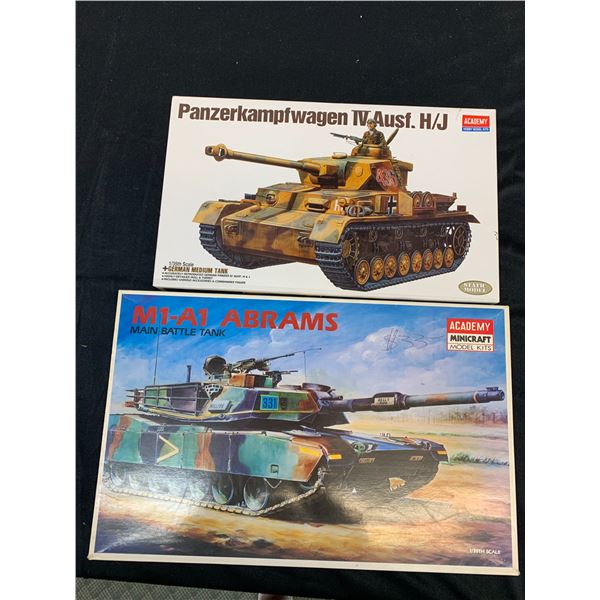 Lot of 2 Academy Model Kits 1/35 Scale #1345 and #1328