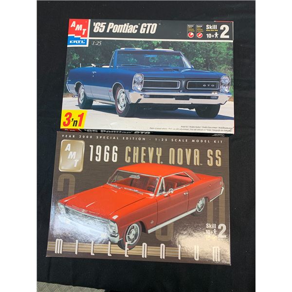 Lot of 2 AMT Model Kits 1/25 Scale #30269 and #8201