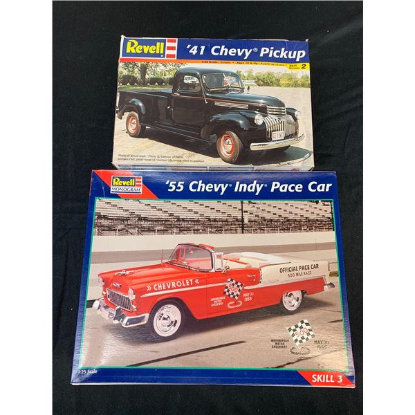 Lot of 2 Revell Model Kits 1/25 Scale #85-2496 and #85-7668