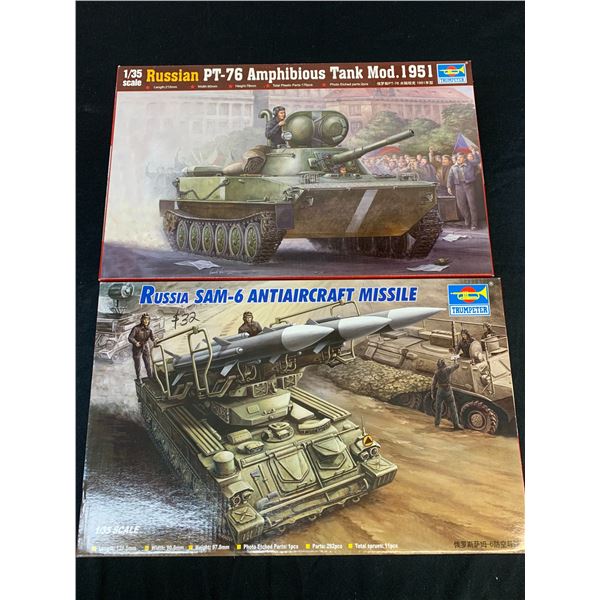 Lot of 2 Trumpeter Model Kits 1/35 Scale #00361 and #00379