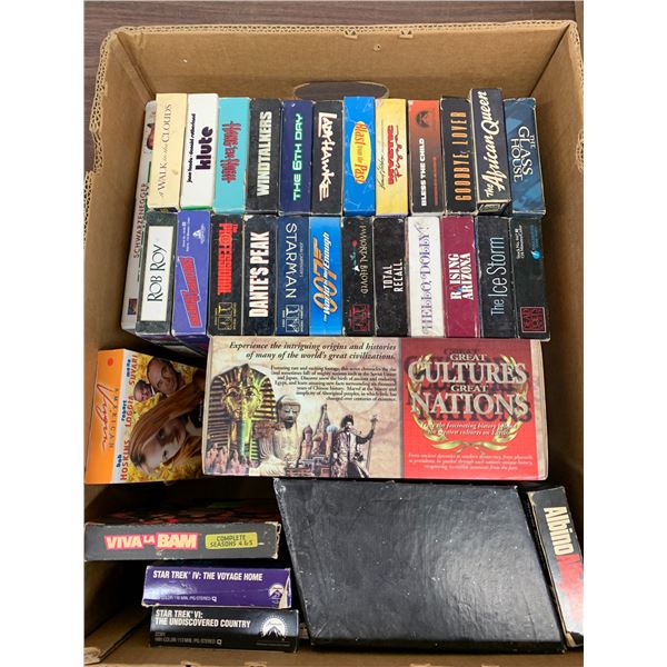 Lot of 32 VHS Movies Hello Dolly, Dead Poets Society, 007, Star Trek, Rob Roy, Etc