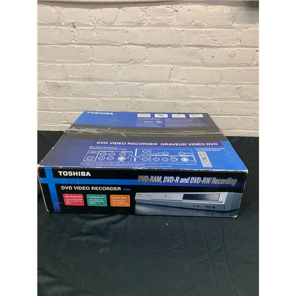 Toshiba DVD Video Recorder w Box