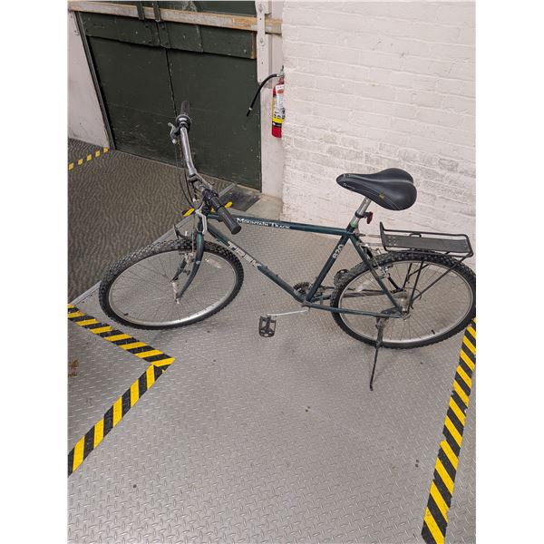 Trek Mountain Track 820 Men's Bike