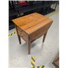 Image 4 : Drop Leaf End Table w/ 2 Drawers