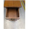Image 8 : Drop Leaf End Table w/ 2 Drawers