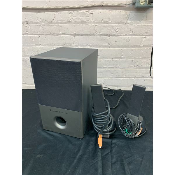 Altec Lansing Powered Audio System w 2 Speakers