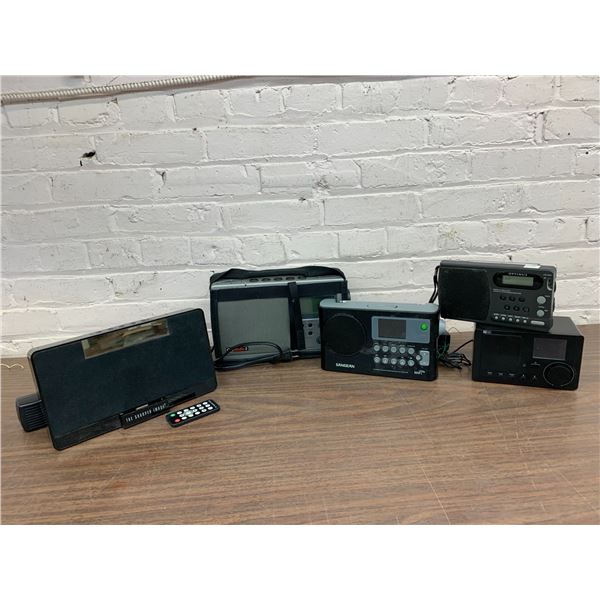 Lot of Ipod Dock Speaker, Sangean Wifi Internet Radio, Digital Alarm Clock CC Radio 2