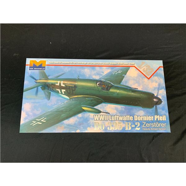 HK Models #01E07 1/32 Scale Model Kit