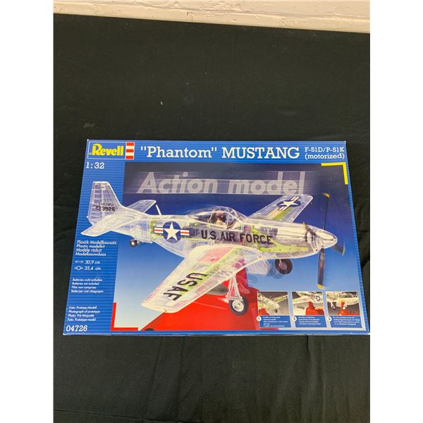 Revell 1/32 Scale Model Kit #04726