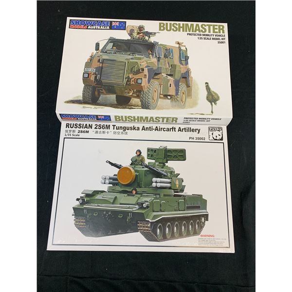 Lot of 2 1/35 Scale Tank Model Kits by Showcase #35001 and Panda #PH 35002