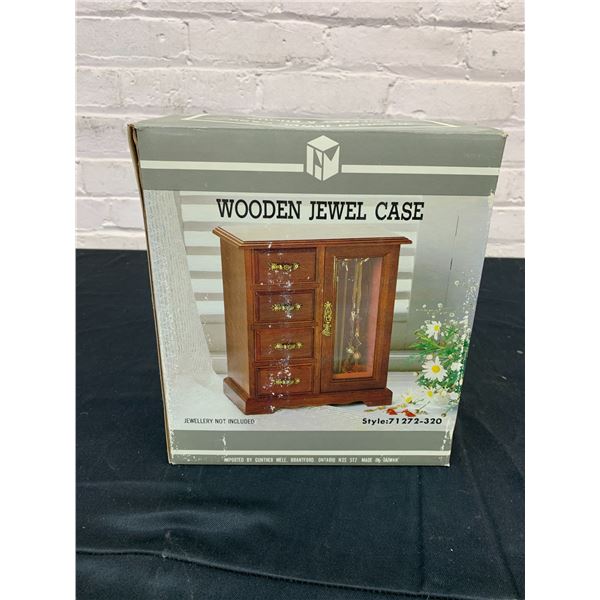 Wooden Jewel Case w Box