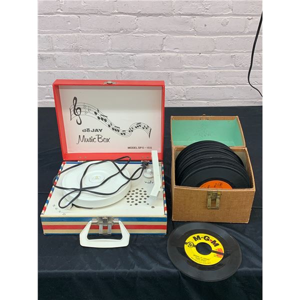 deJAY Music Box Model SP5-155 Record Player & Box of 45s Singles