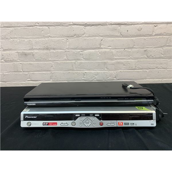 Lot of 2 DVD Players Pioneer DVR-633H and Toshiba SDK990