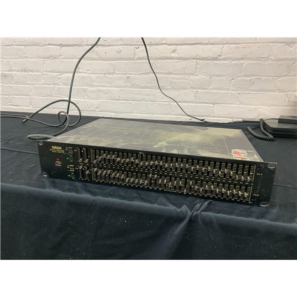 Yamaha Model Q2031 Rack Mount Graphic Equalizer