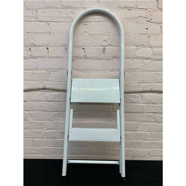 2-Step Ladder