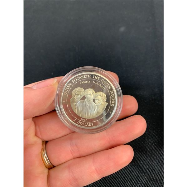 1997 Family Portrait Cook Islands $2 50% Silver Coin