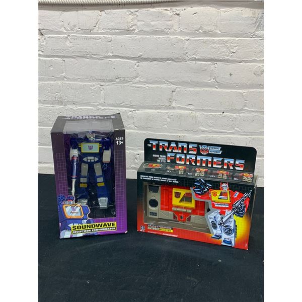 Lot of 2 Transformers Modern Blaster and Soundwave Action Figures