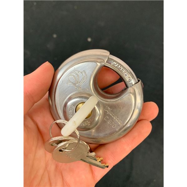 Chateau Gardener Vintage Padlock w Keys