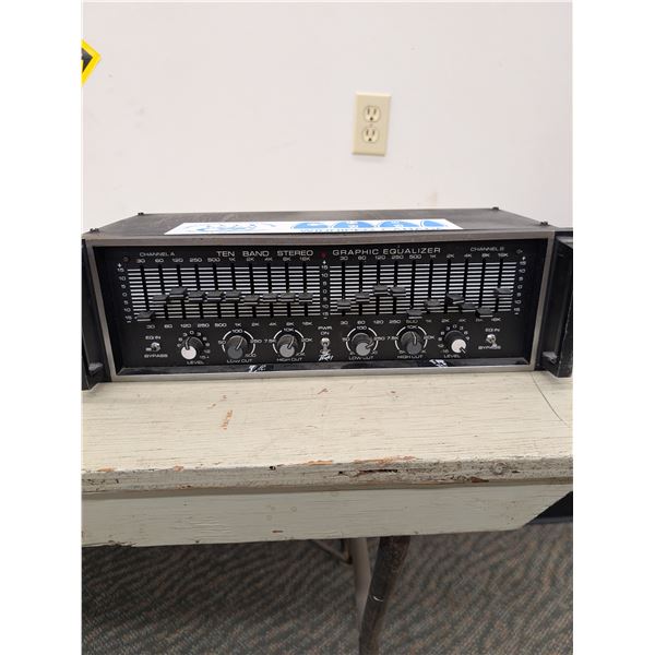 Peavey Ten Band Stereo Graphic Equalizer