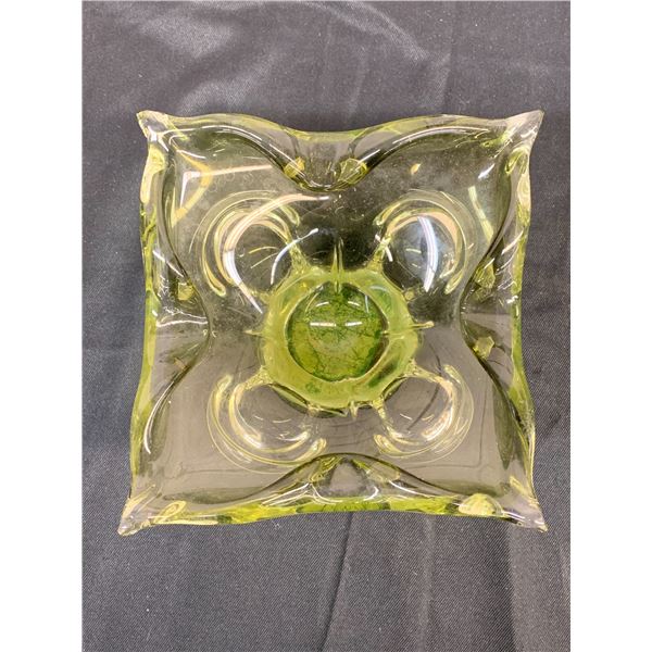 Vintage MCM Green Art Glass Blown Glass Ash Tray *corner chipped*