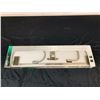 Image 1 : Uberhaus Bathroom Accessory Kit NOS