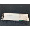 Image 3 : Uberhaus Bathroom Accessory Kit NOS