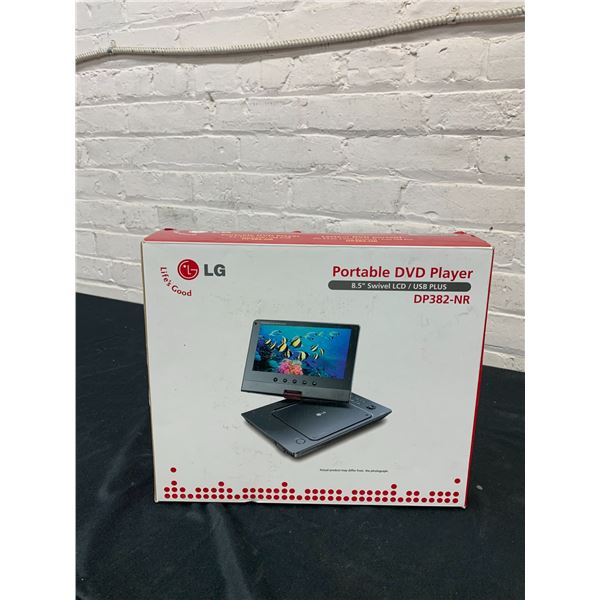 Portable DVD Player by LG, 8.5" Swivel LCD  w Box Red