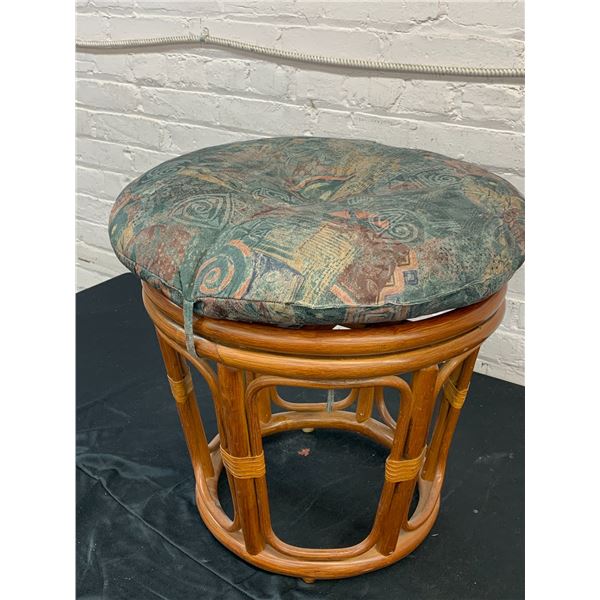 Bamboo Stool w Cushion 18" tall