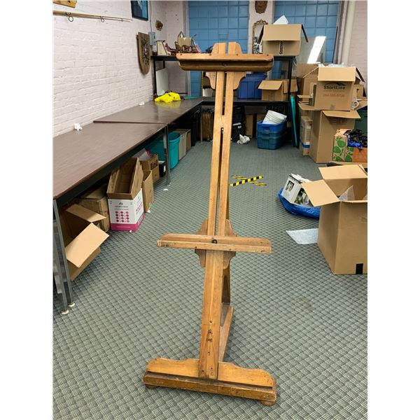 Vintage Wooden Heavy Duty Artist's Easel / Stand