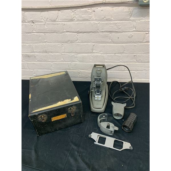 Vintage Slide Projector in Case *as is*