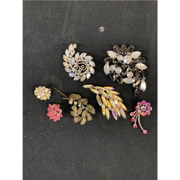 Lot of Vintage Costume Brooches