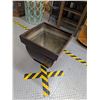 Image 4 : Fiberglass Resin Large Planter