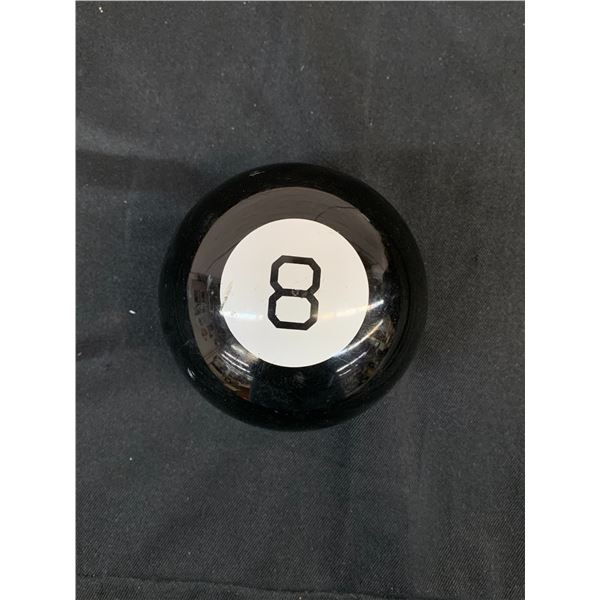 Mattel #1186 Magic 8-Ball