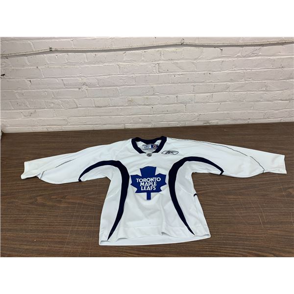 Reebok Adult Size S Toronto Maple Leafs Jersey