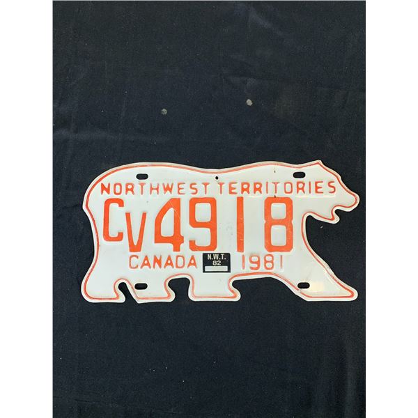Northwestern Territories Canada 1981 Polar Bear License Plate