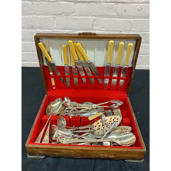 Cutlery Box of Misc Assorted Flatware