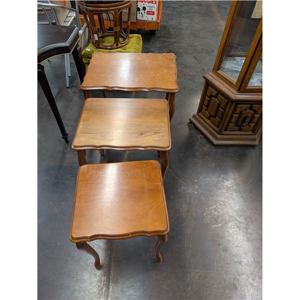 Set of 3 Wooden Nesting Tables