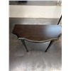Image 2 : Bombay Company Side Hall Table