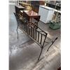 Image 4 : Cast Iron Garden Bench