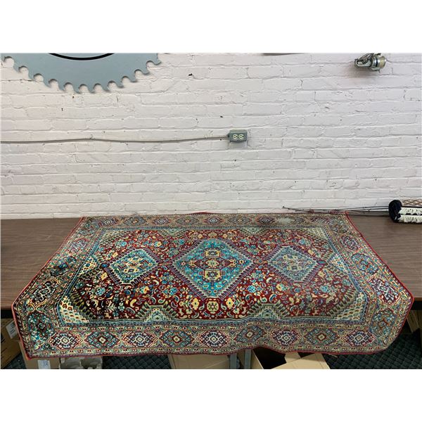 Vintage Red, Blue & White Ornate Area Rug 6ft x 4ft