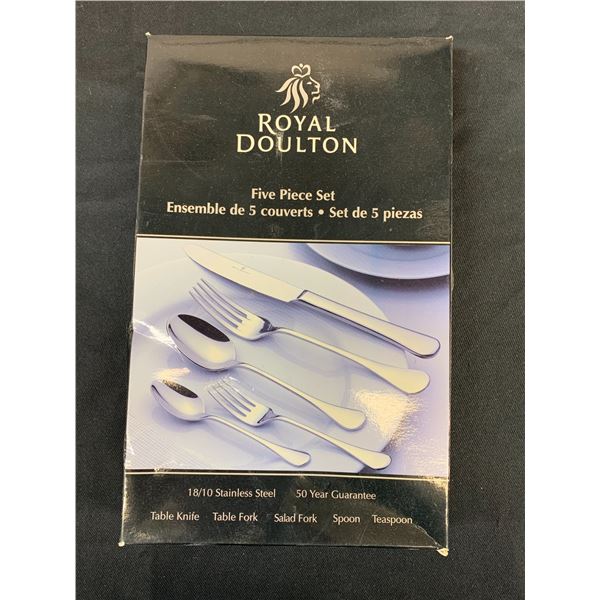 Royal Doulton Five Piece Set Cutlery Flatware x Box