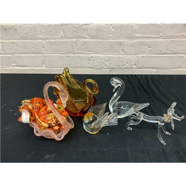5pcs of Vintage Art Glass Swans, Bird and Dog