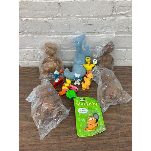 END OF THE RUN PVC Toys, Casper, Sesame Street, Smurfs, etc