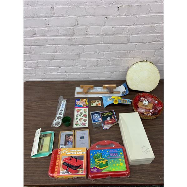END OF THE RUN Vintage Misc Household, Cosmetic Items, Shoes, Towel Bar, NOS