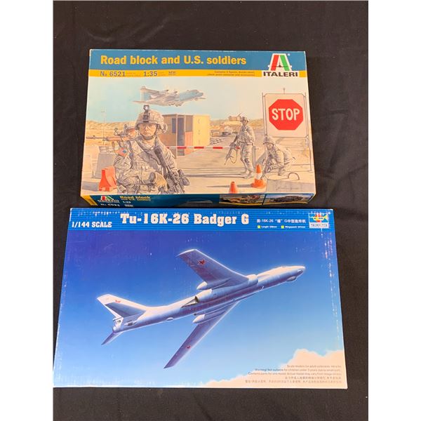 Lot of 2 Model Kits Italeri 1/35 Scale No 6521 and Trumpeter 1/144 No 03907
