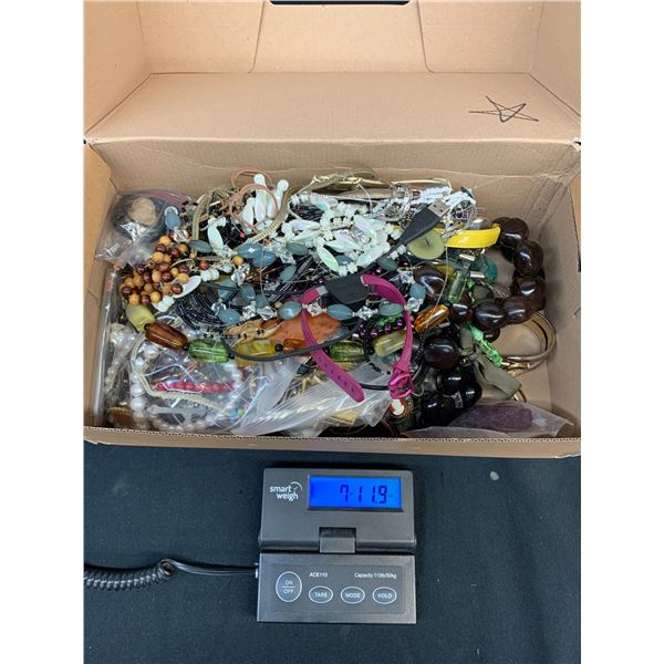 7lbs of Unsorted Costume Jewellery